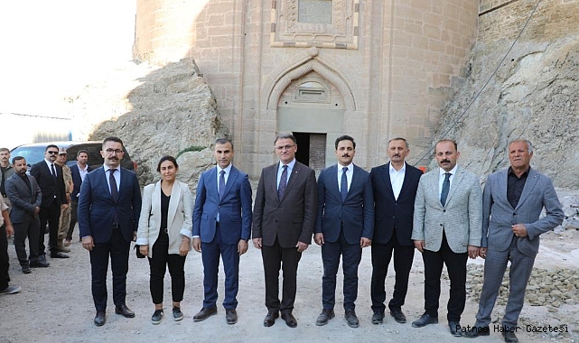 Van Hoşap Kalesi’nin çalışmaları devam ediyor…