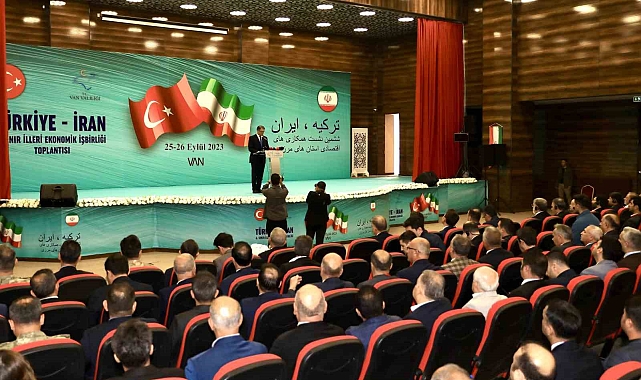 Van'da Türkiye-İran heyetleri arasında "Sınır İlleri Ekonomik İşbirliği Toplantısı" yapıldı