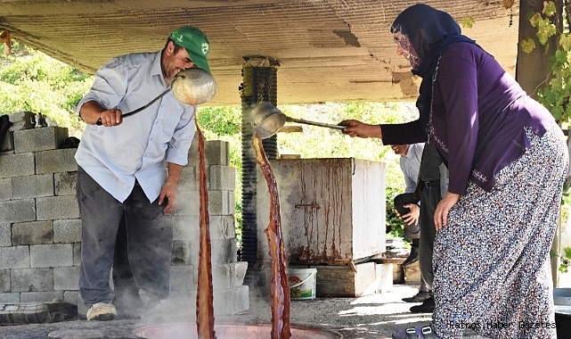 150-200 yıldır doğal yollarla yapılan üzüm pekmezine yoğun ilgi