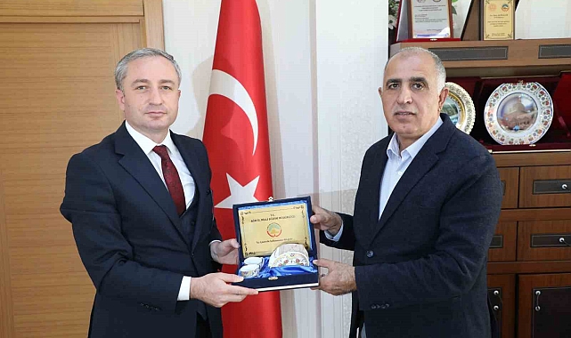 Ağrı Milli Eğitim Müdürü Kökrek, ATSO Başkanı Alpaslan ile eğitim iş birliğini görüştü