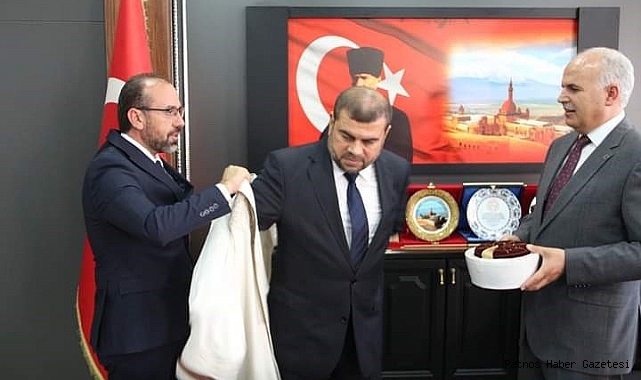 Ağrı Müftülüğü’nde devir teslim töreni