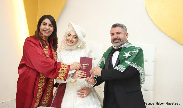 Başkan Acar, Genç çiftin nikahını kıydı