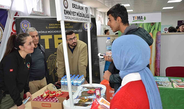 Öğrenciler "El Ele Güvenli Geleceğe Projesi" kapsamında bilgilendirildi