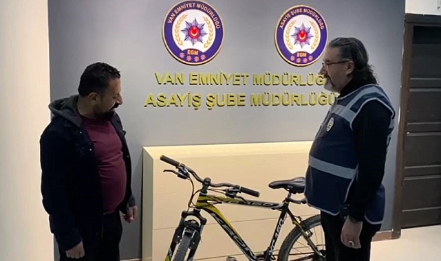 Van'da güvenlik kamerasınca görüntülenen hırsız yakalandı