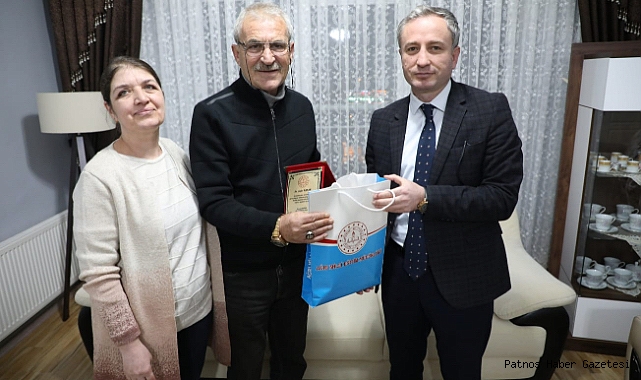 Ağrı’da emekli öğretmenler unutulmadı