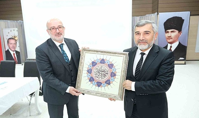 Erzincan'da Filistin gündemiyle ilgili konferans verdi