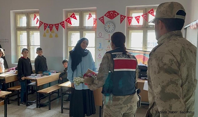 Jandarma ekiplerinden öğretmenlere anlamlı ziyaret