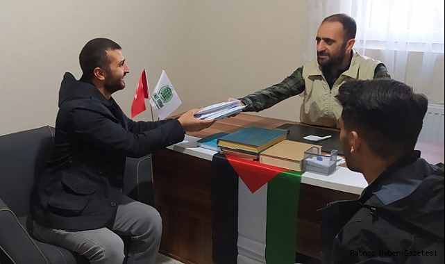 Kermes parasını Gazze'ye ulaştırılmak üzere Ağrı Umut Kervanı'na teslim ettiler