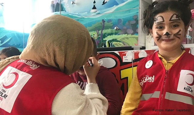 Kızılay haftası heyecanı sürüyor 
