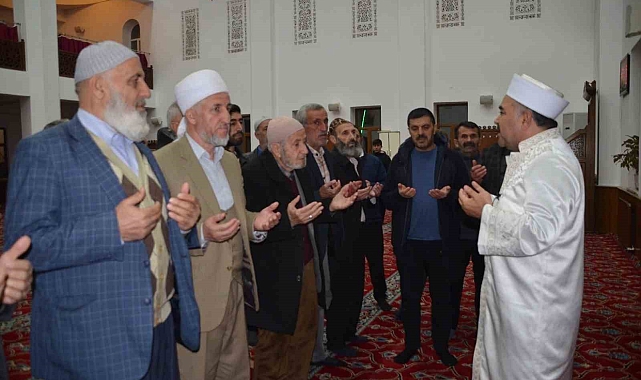 Muş'ta Gazze için camilerde dua edildi