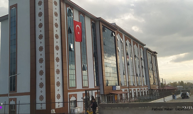 Patnos KYK yurdunda asansör düştü iddiası