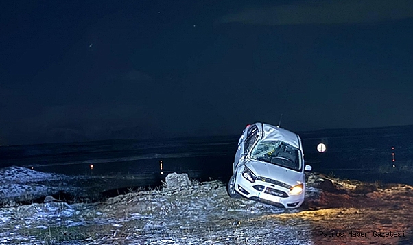 Patnos-Malazgirt Karayolunda Trafik Kazası;2 Yaralı