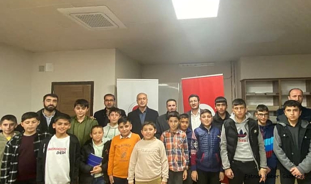 Patnos'ta "Gençler Değerleriyle Buluşuyor" programı düzendi.