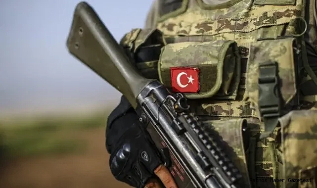 "Silahlı terör örgütüne üye olmak" suçundan aranan ve kaçmaya çalışan PKK'lı yakalandı