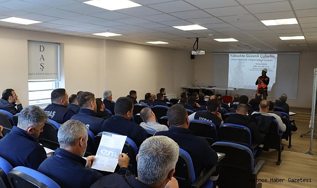 Van VEDAŞ'tan saha personeline yüksekte güvenli çalışma eğitimi verdi