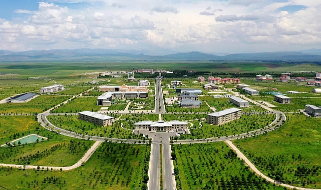 AİÇÜ yeşil alan oranı en yüksek ilk 5 üniversite arasında yer aldı