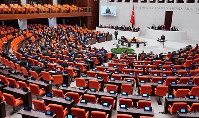 Çalışan Emeklilere 5 Bin TL Mecliste