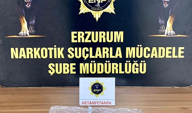 Erzurum' da sırt çantası içerisinde uyuşturucu yakalandı