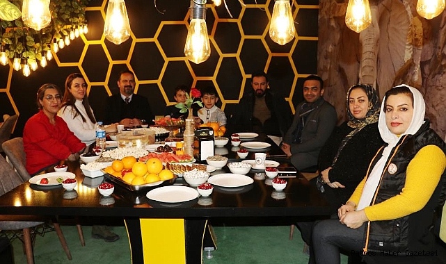 İranlılar 21 Aralık gecesini Van’da kutladı