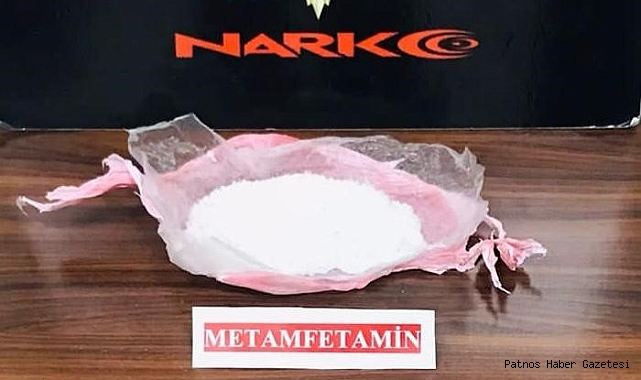 Kars'ta otomobilin vites kutusuna uyuşturucu bulundu