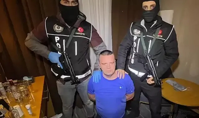 Kırmızı bülten ve interpol ile aranan uyuşturucu taciri kıskıvrak yakalandı