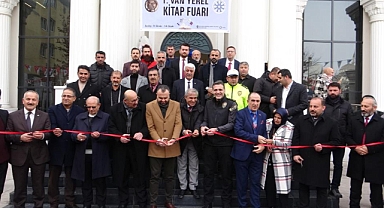 1. Van Yerel Kitap Fuarı kapılarını ziyaretçilere açtı