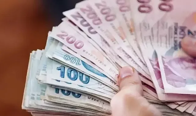 2 milyon emeklinin zam farkı ödeme tarihi belli oldu