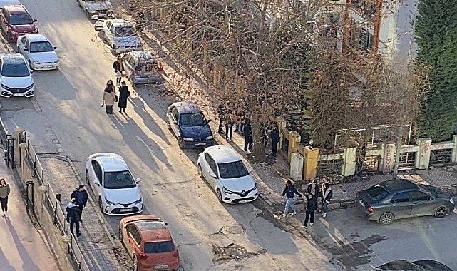 5.2 büyüklüğündeki deprem Elazığ’da da hissedildi