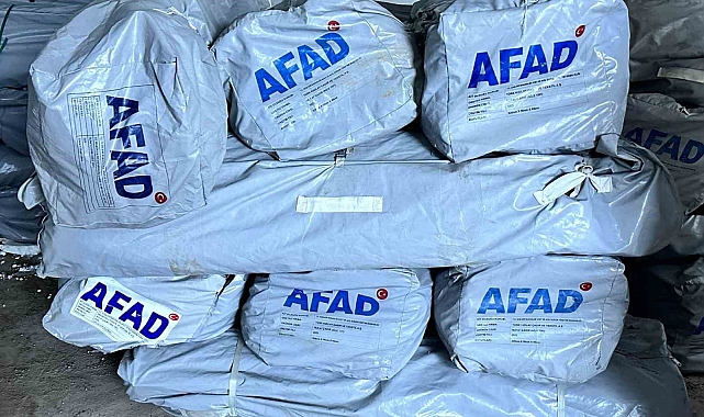 AFAD Lojistik depoda muhafaza edilecek çadırların sevkiyatı başladı