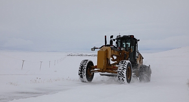 Ağrı'da 100 köy yolu ulaşıma kapandı
