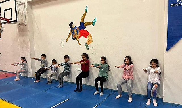 Ağrı'da çocuklar tatilin keyfini burada çıkartıyor!