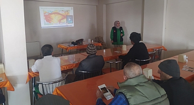 Ağrı’da, Huzurevi Sakinlerine ”Afet Farkındalık Eğitimi” Verildi