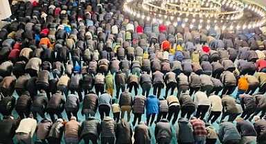 Ağrı'da Regaip Kandili dualarla idrak edildi