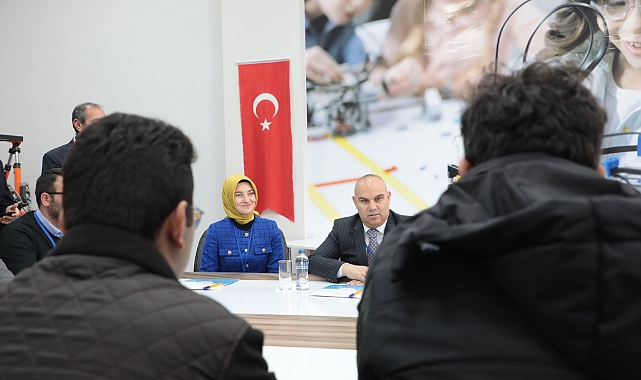Ağrı'da "Türkiye'nin Zirvesinde Eğitim Çalıştayı" düzenlendi
