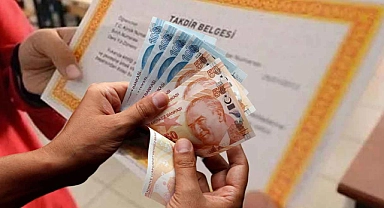 Ağrı'daki başarılı öğrencilere karne hediyesi para ödülü verilecek