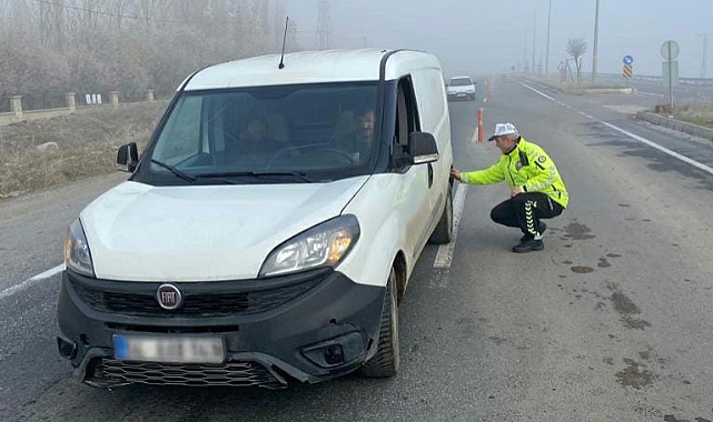 Ağrı Emniyeti'nden 'kış lastiği' denetimi