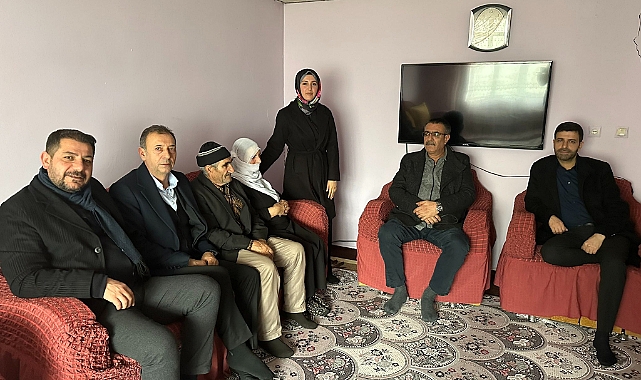 Ak Parti İlçe Başkanı Taşdemir Beyaz Baston Görme Engelliler Haftası kapsamında görme engelli vatandaşları ziyaret etti