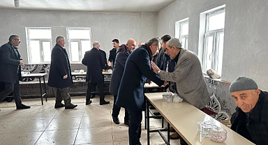 Ak Parti Patnos İlçe Başkanı Taşdemir hayatını kaybedenlerin ailelerini ziyaret ederek acılarına ortak oldu