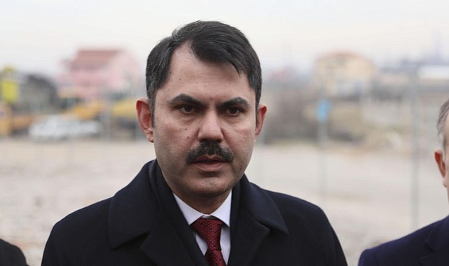 AKP büyükşehir ve il belediyesi adaylarının bir bölümünü açıklıyor, İstanbul adayı Murat Kurum