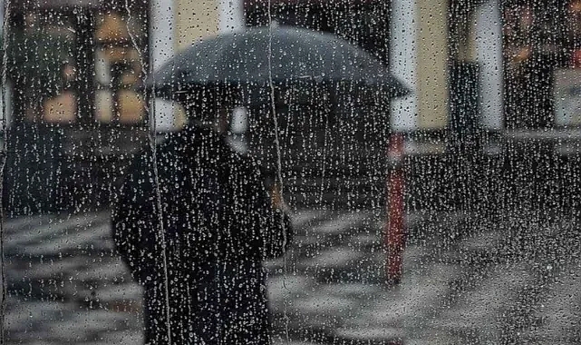 Başta İstanbul olmak üzere birçok ilde sağanak alarmı. Meteoroloji haritada saat verip uyardı: Marmara, Karadeniz, İç Anadolu, Doğu ve Güneydoğu Anadolu'yu vuracak...