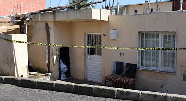 Bıçaklı saldırı: 12 yaşındaki çocuk hayatını kaybetti