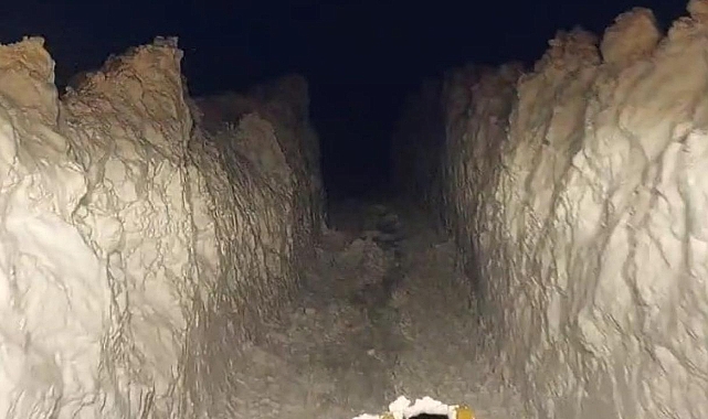 Bingöl kara gömüldü: Kar kalınlığı 4 metreye ulaştı