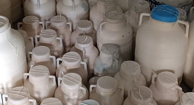 Bir buçuk ton küflenmiş ve tarihi geçmiş gıdaya el konuldu