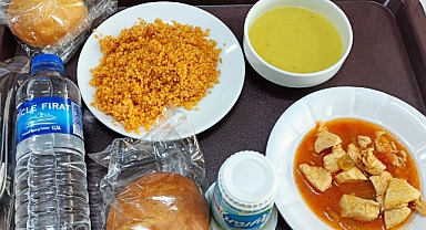 Bir zam haberi de Yüzüncü Yıl Üniversitesi yemekhanelerinden