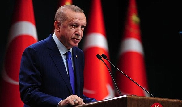 Cumhurbaşkanı Erdoğan: "Önümüzdeki ay kamuya 35 bin sağlık personeli daha alıyoruz"