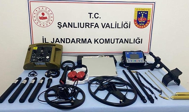 Dedektörle kırsal alanda arama yapan 6 şüpheli yakalandı