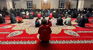Dualar şehitlerimiz için yapıldı