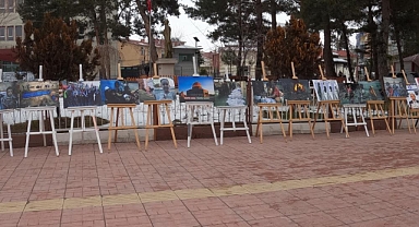 Erciş’te İsrail’in zulmünü anlatan fotoğraf sergisi açıldı