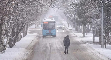 Erzurum 5 Ocak okullar tatil mi? Cuma Erzurum'da okullara kar tatili var mı?