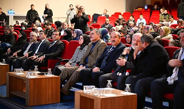Erzurum'da  "Mısralar Kudüs'ün Sesi Oldu" programı